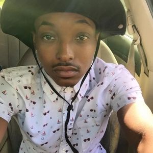 Meet your Posher, Hiram